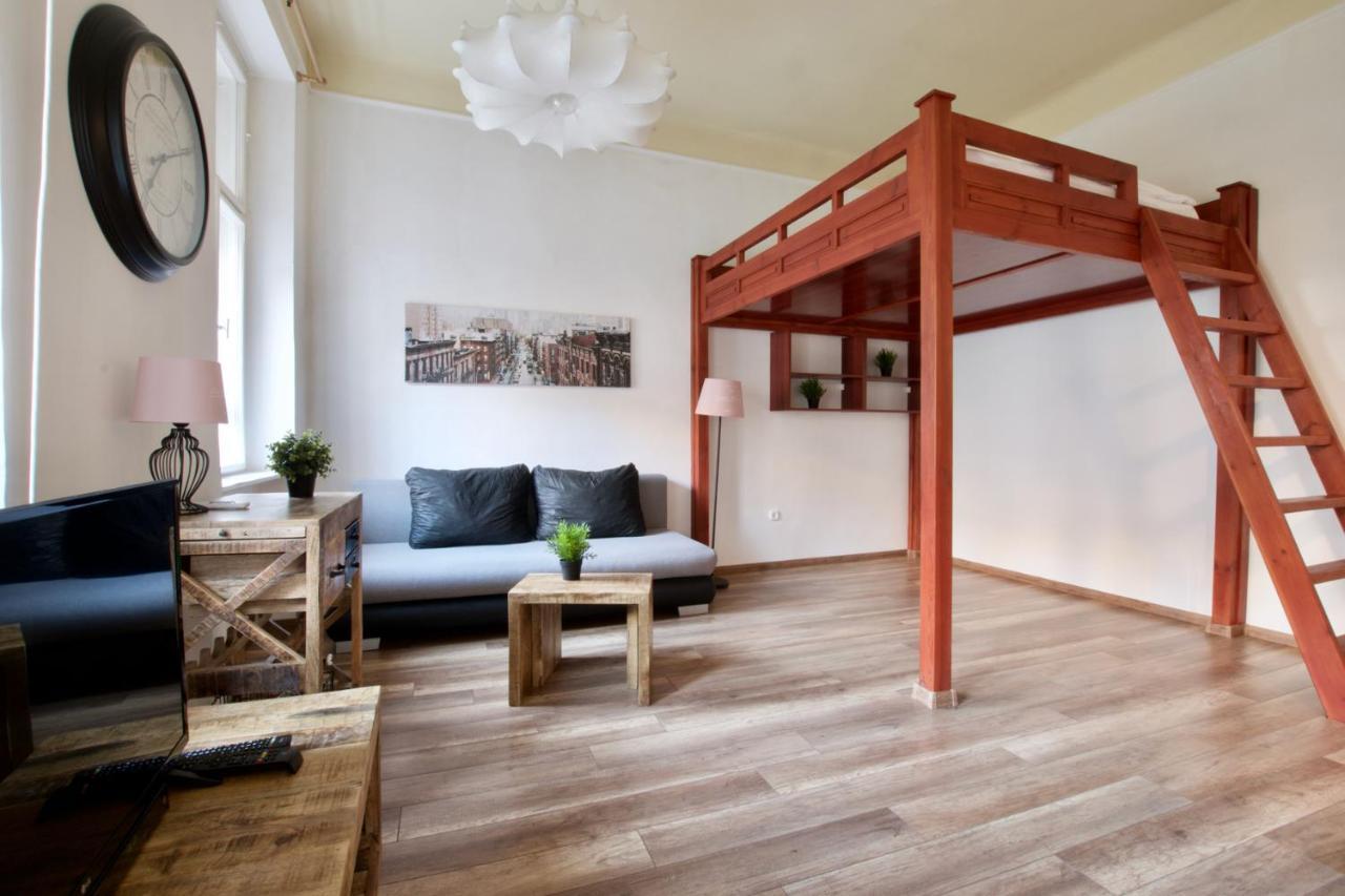 Standard Apartment By Hi5 - Nyugati Square Budapest Extérieur photo